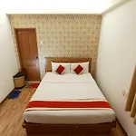 Lucky Star Saigon Hotel