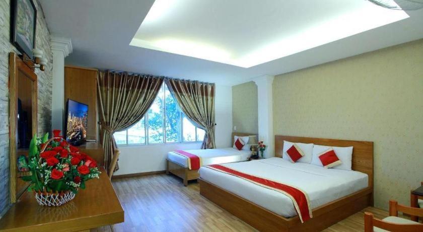 Hotel Lucky Star Saigon 2*